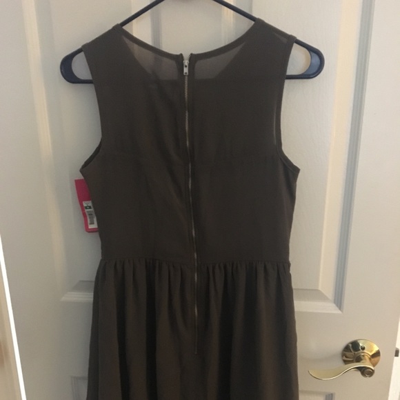 NWT Xhilaration Daisy Embroidered Chiffon Dress M - Picture 2 of 6